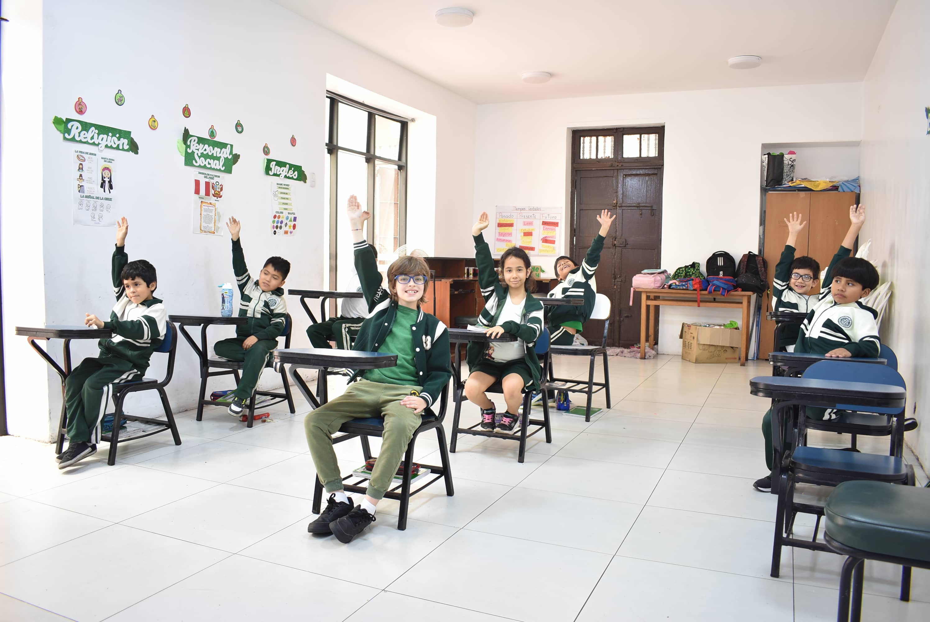 Estudiantes felices